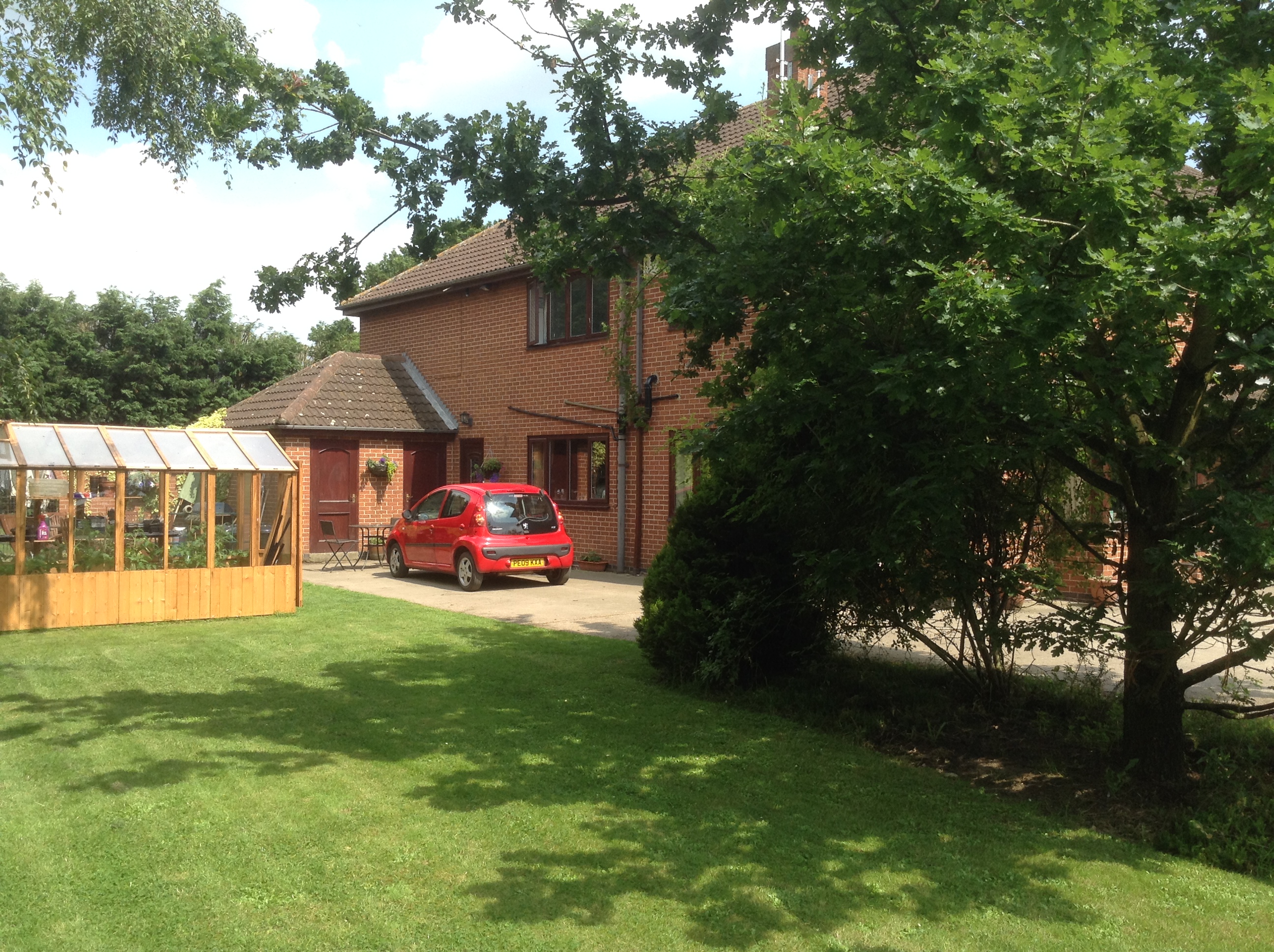 B&B near Robin Hood airport